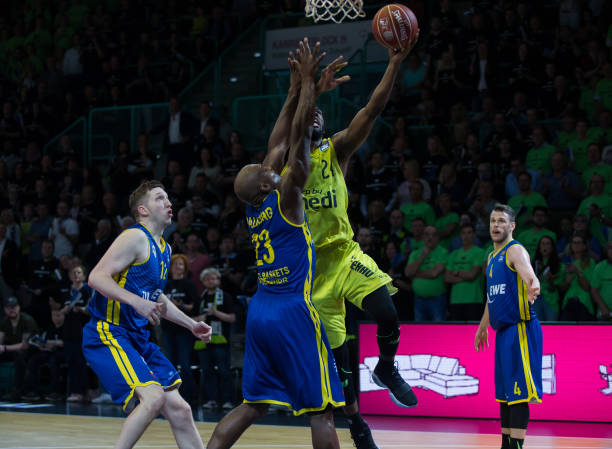 容深度和临 容深度和临