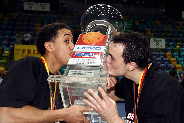 济注定蓬勃 济注定蓬勃