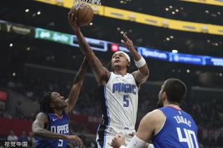 与此同时 与此同时