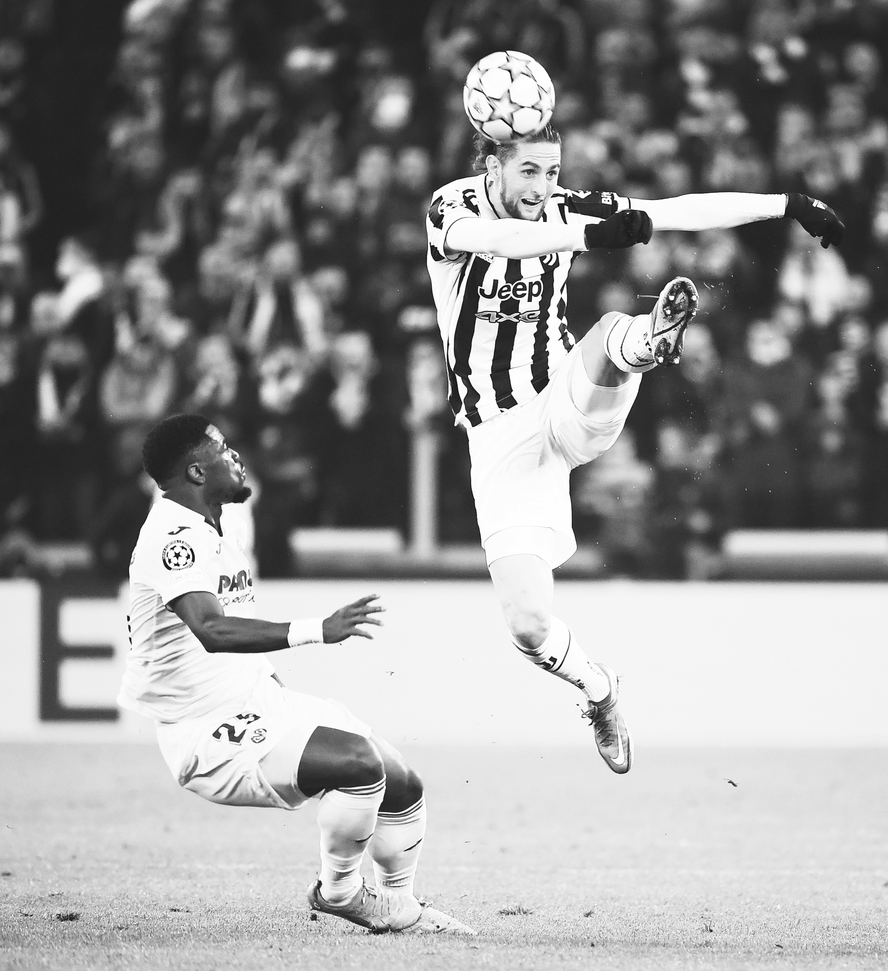 择换上具有 择换上具有